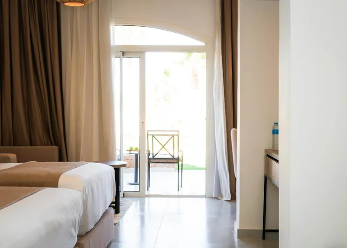 Acel Hotel 4*