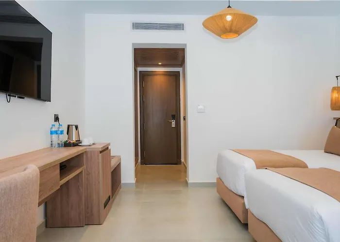 Hotel Acel 4*