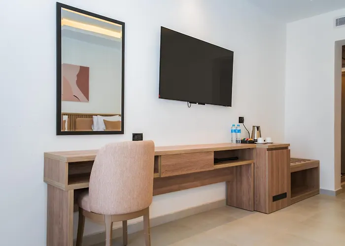 Acel Hotel 4*