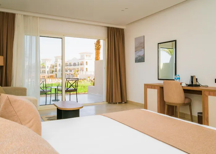 Hotel Acel 4*