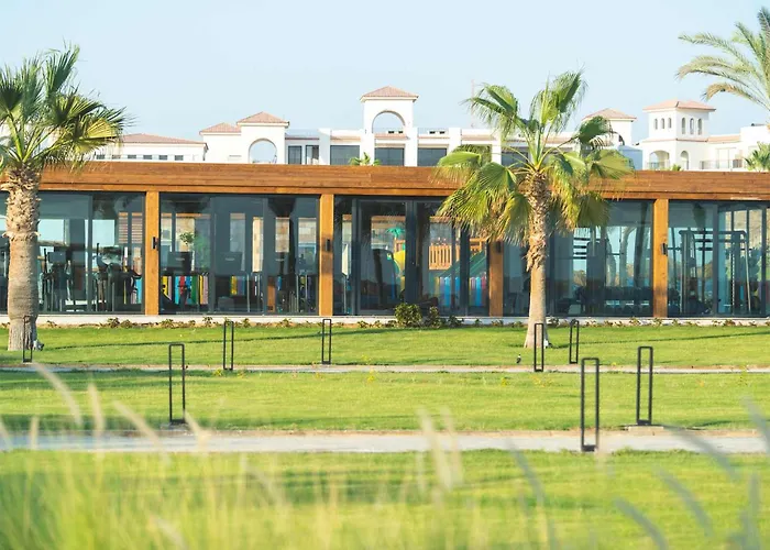 Hotel Acel 4*